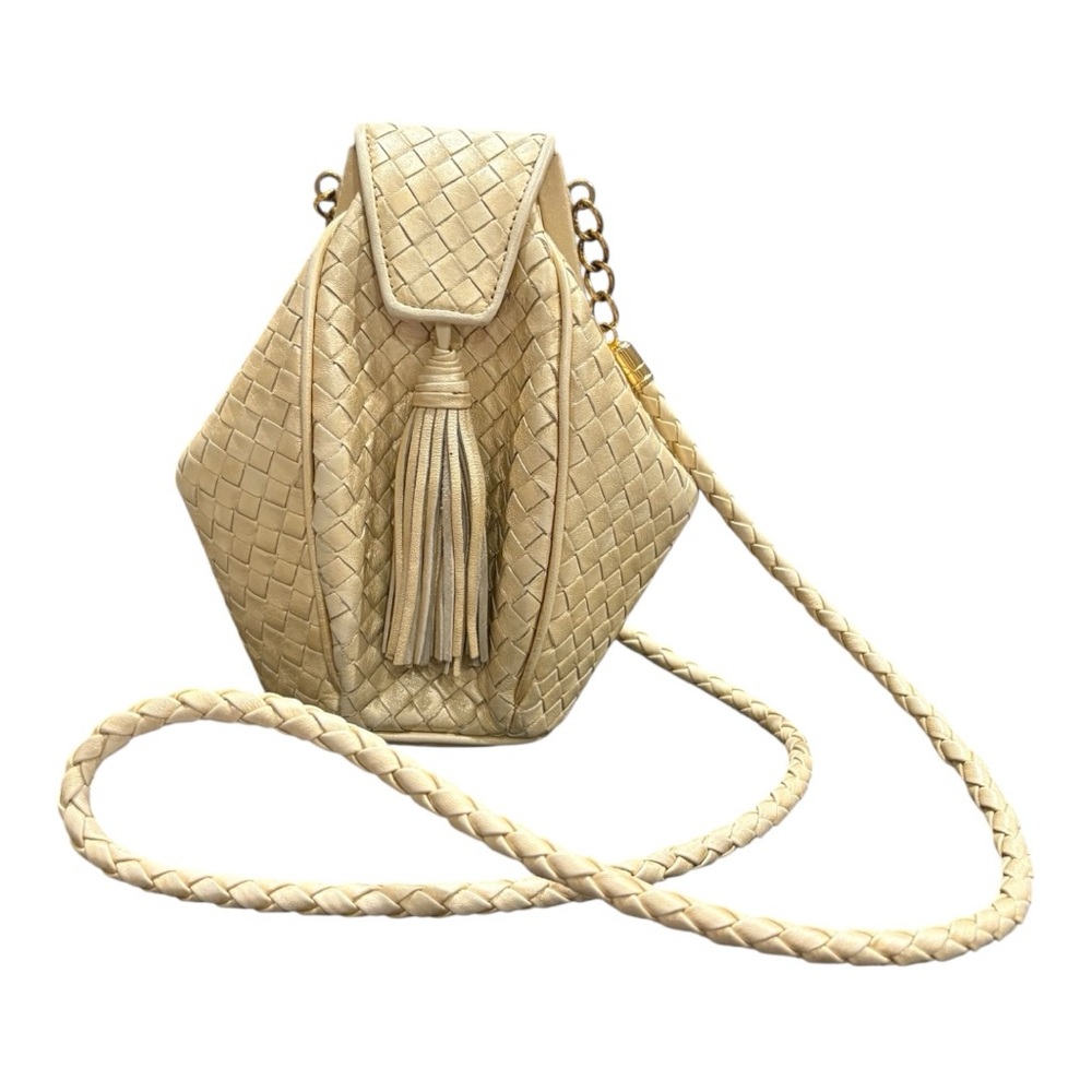 Ashneil Vintage Woven Lattice Shimmer Leather Crossbody Bag with Tassel B14